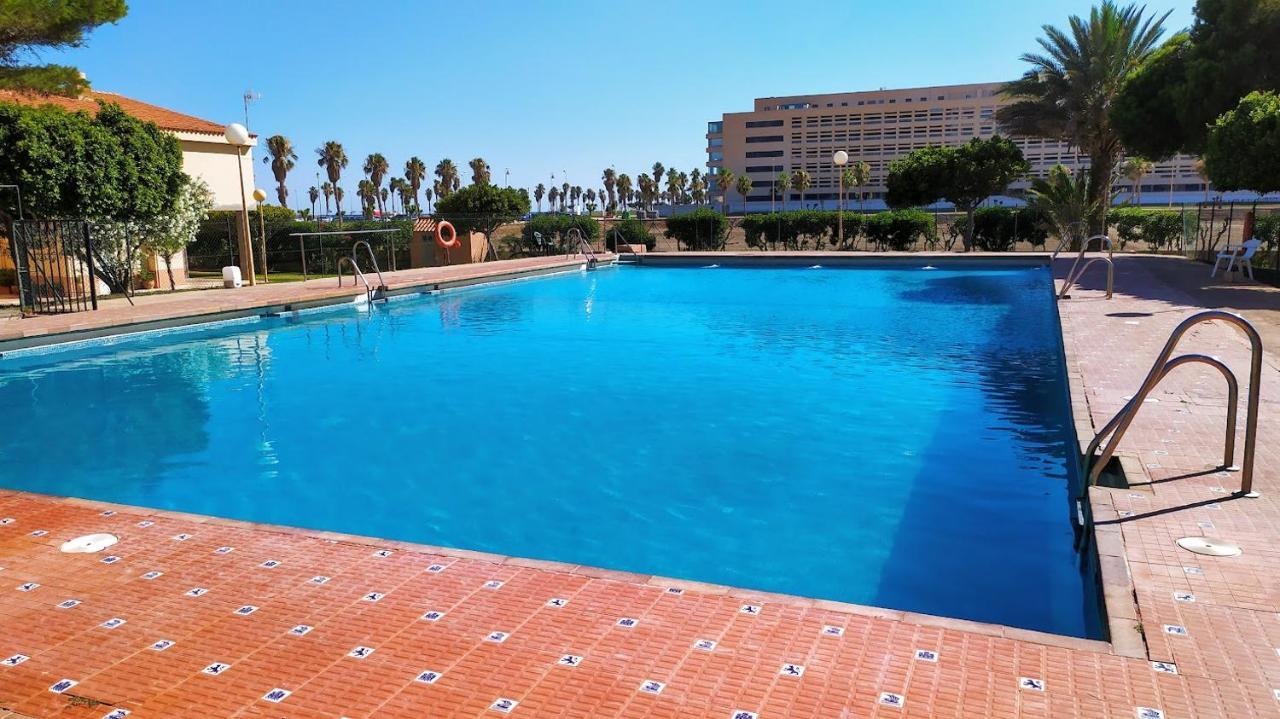 Coqueto Apartamento Con Terraza En La Playa Рокетас-де-Мар Экстерьер фото